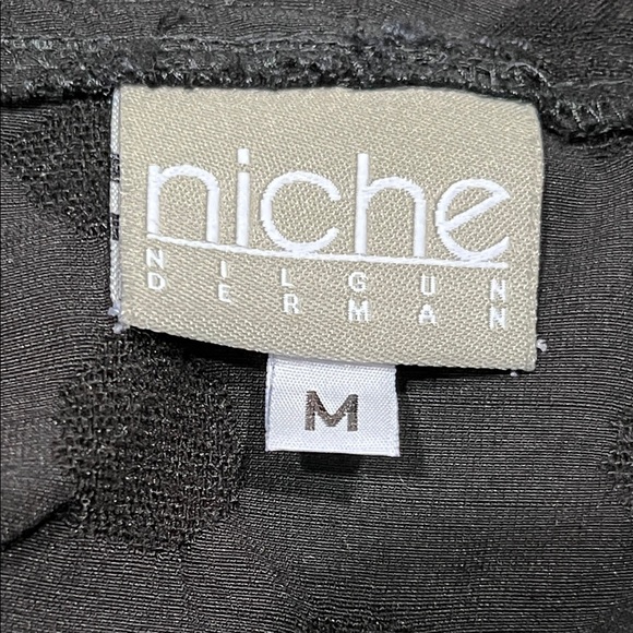 Niche Black Textured TUNIC DRESS, COWL NECK, TUCK HEMLINE, MADE IN USA, SIZE M - Picture 3 of 14